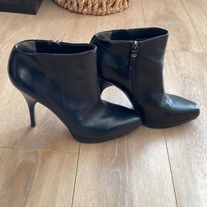 Via Spiga Black Leather Stiletto Booties (9)